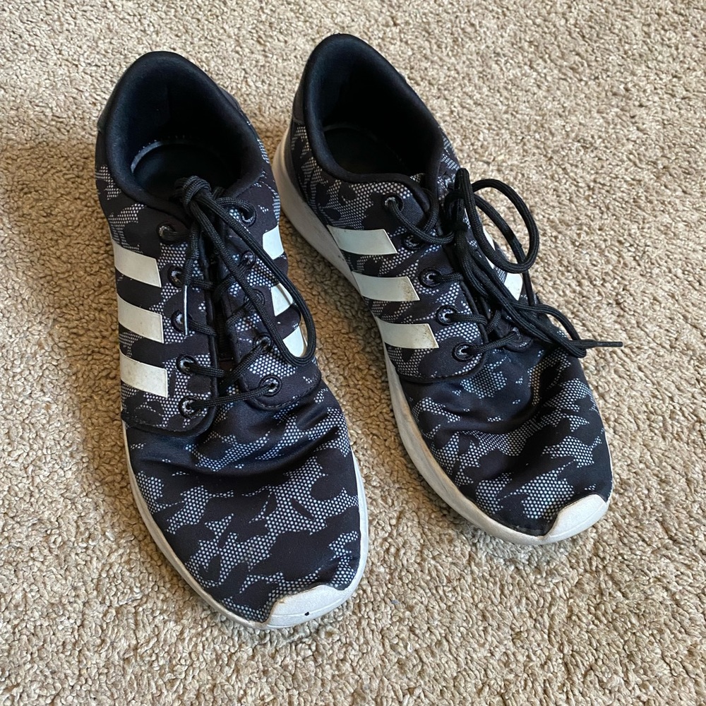 ADIDAS WOMEN'S QT RACER CLOUDFOAM RUNNING SHOES SNEAKER Size 8 BLACK CAM